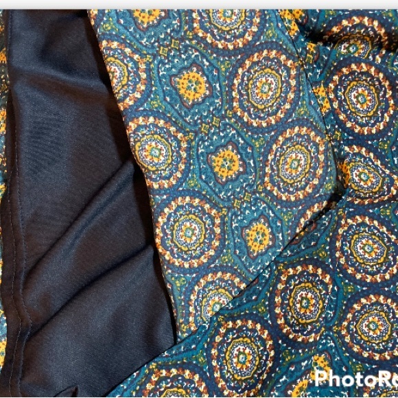 DR2 by Daniel Rainn Women’s Size Small Pleated Pattern Split Neck Blue Dress. - Picture 6 of 8